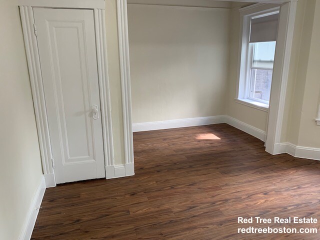 1185 Boylston St, Fenway