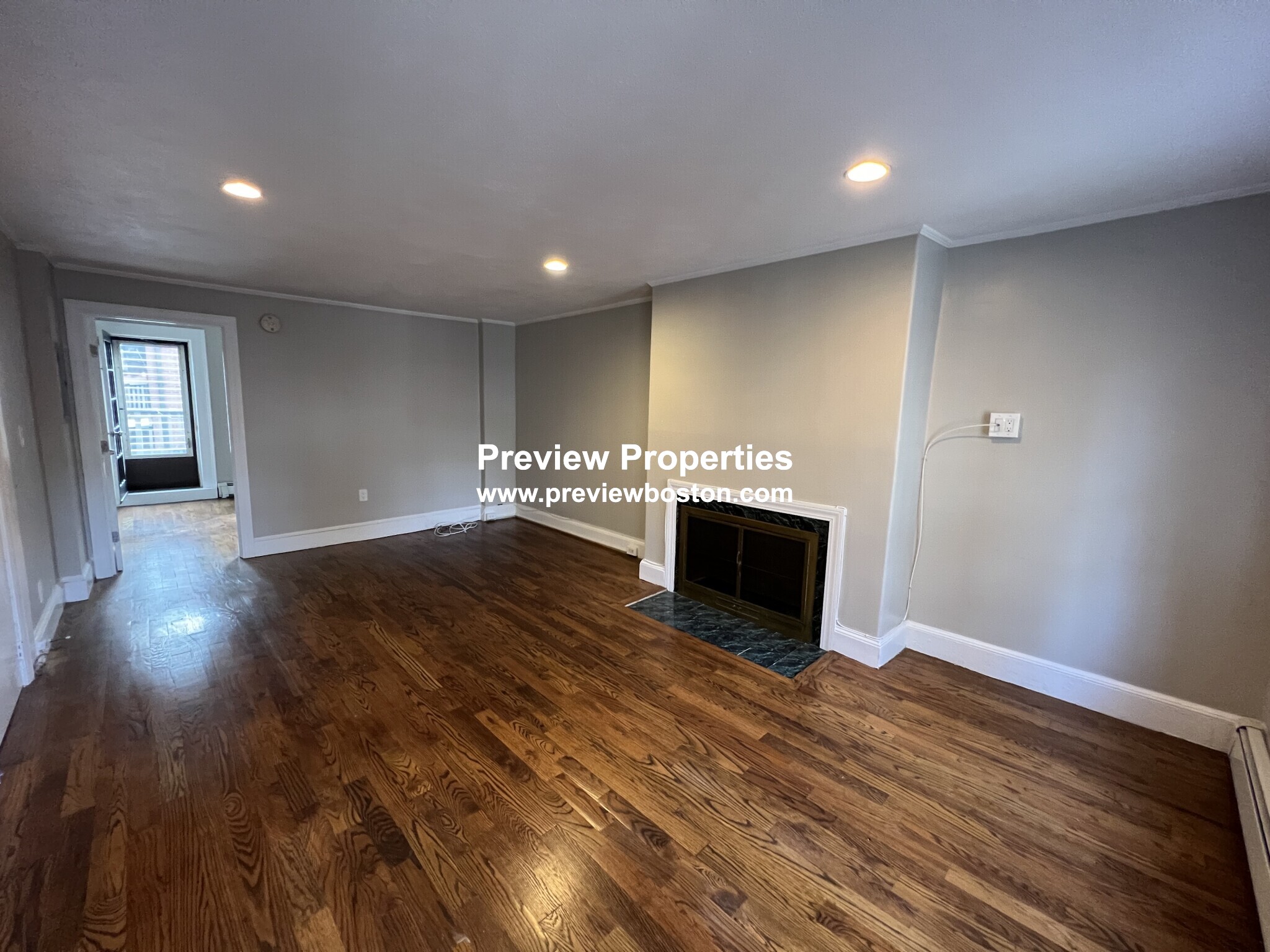 26 Fayette St, Back Bay