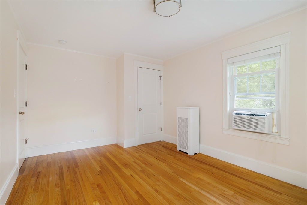 16 Chapin Rd, Newton Center