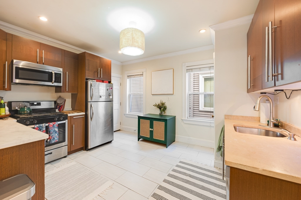 12 Taft St, Dorchester