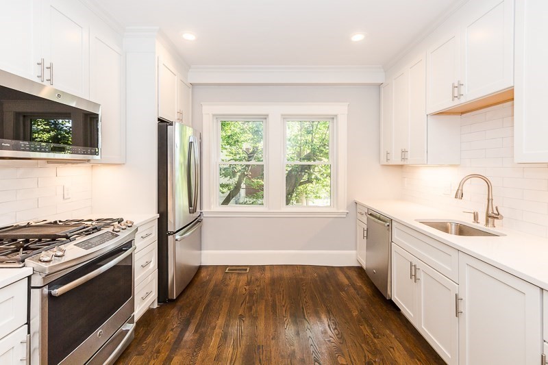 33 Central, Spring Hill