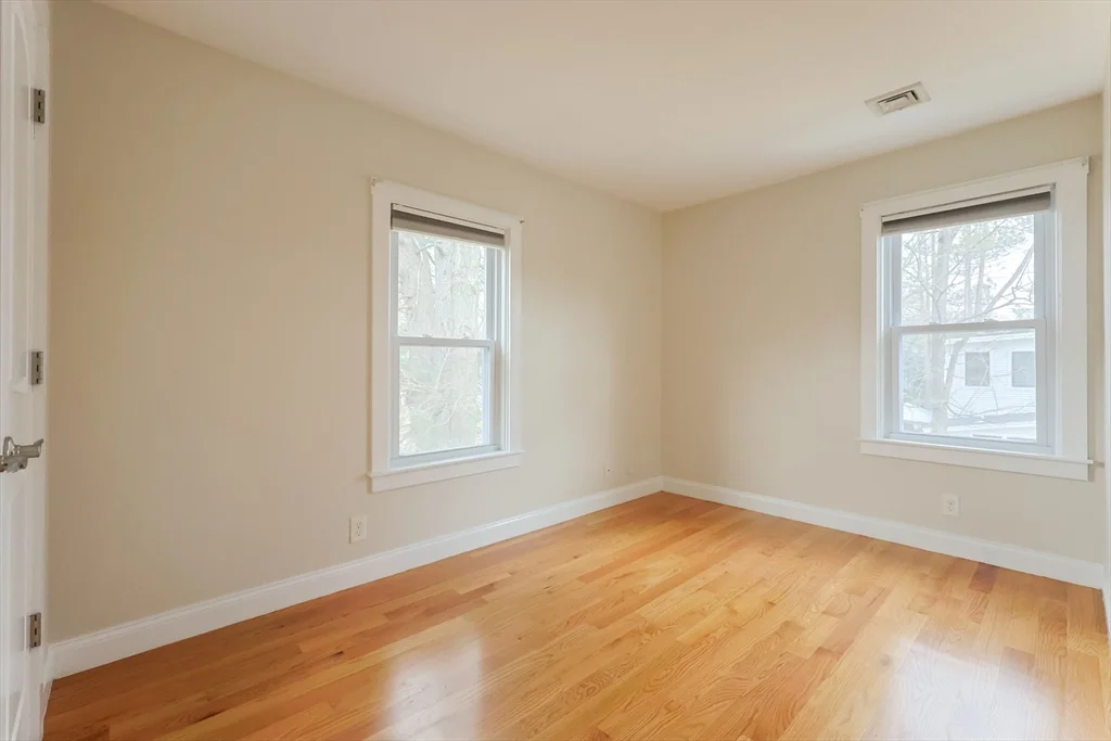 24 Charles St, Westborough