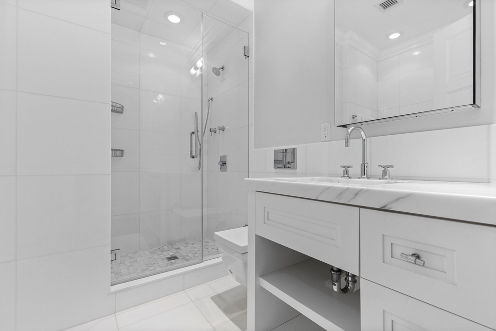 409 Commonwealth Ave, Back Bay