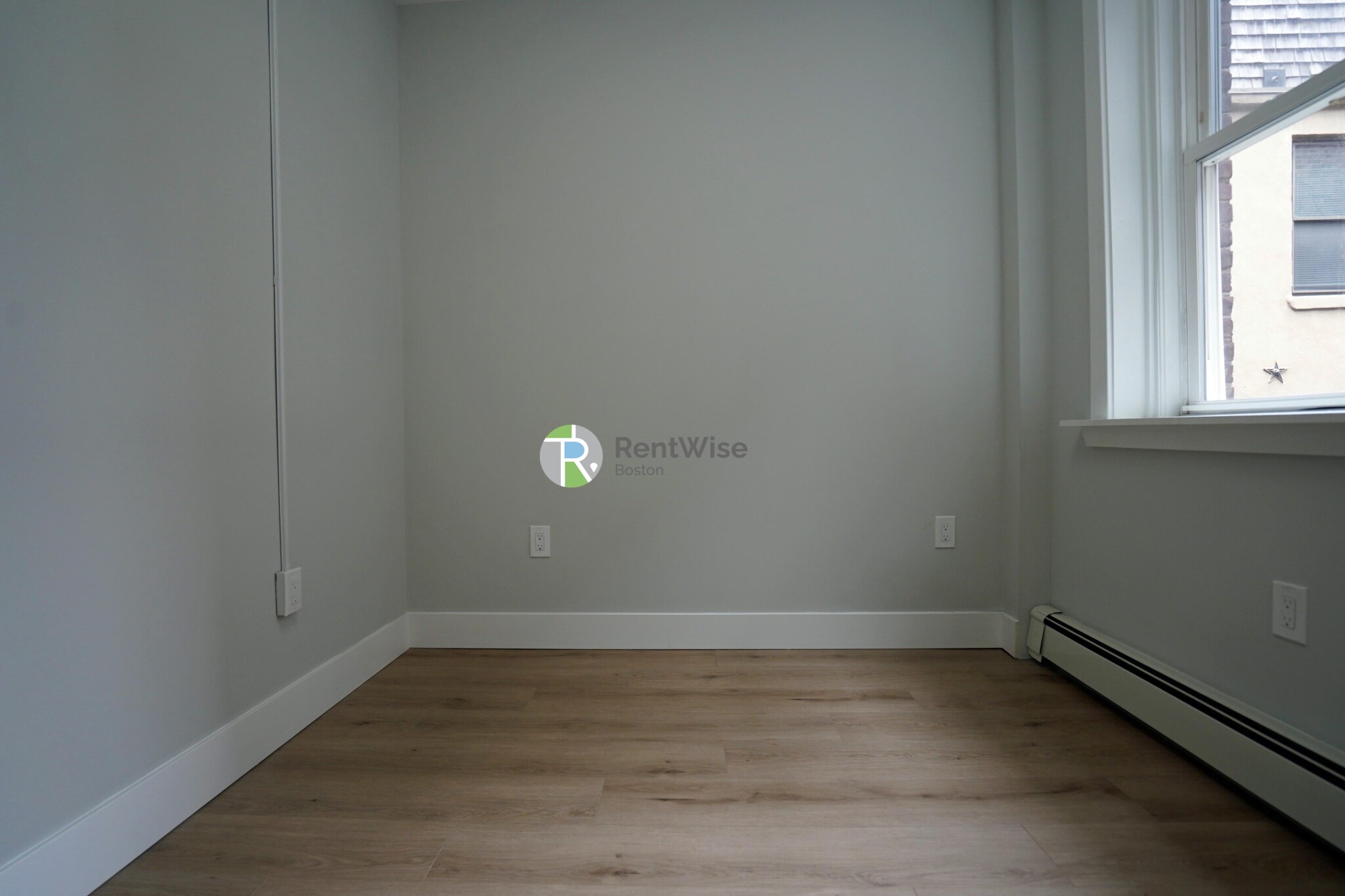 168 Endicott St, North End