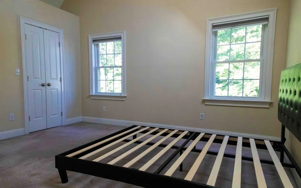 171 N Main St, Natick