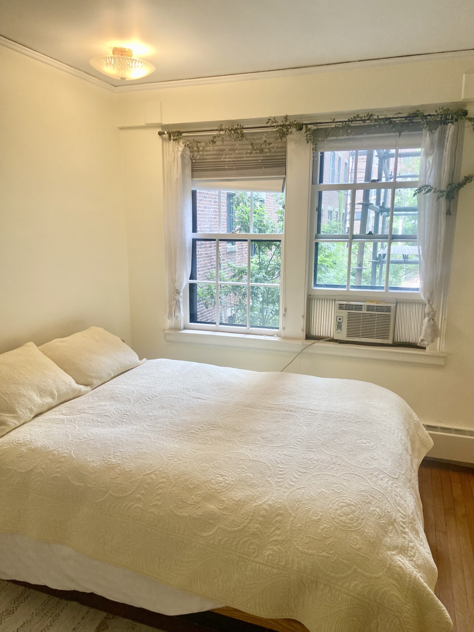 988 Memorial Dr, West Cambridge