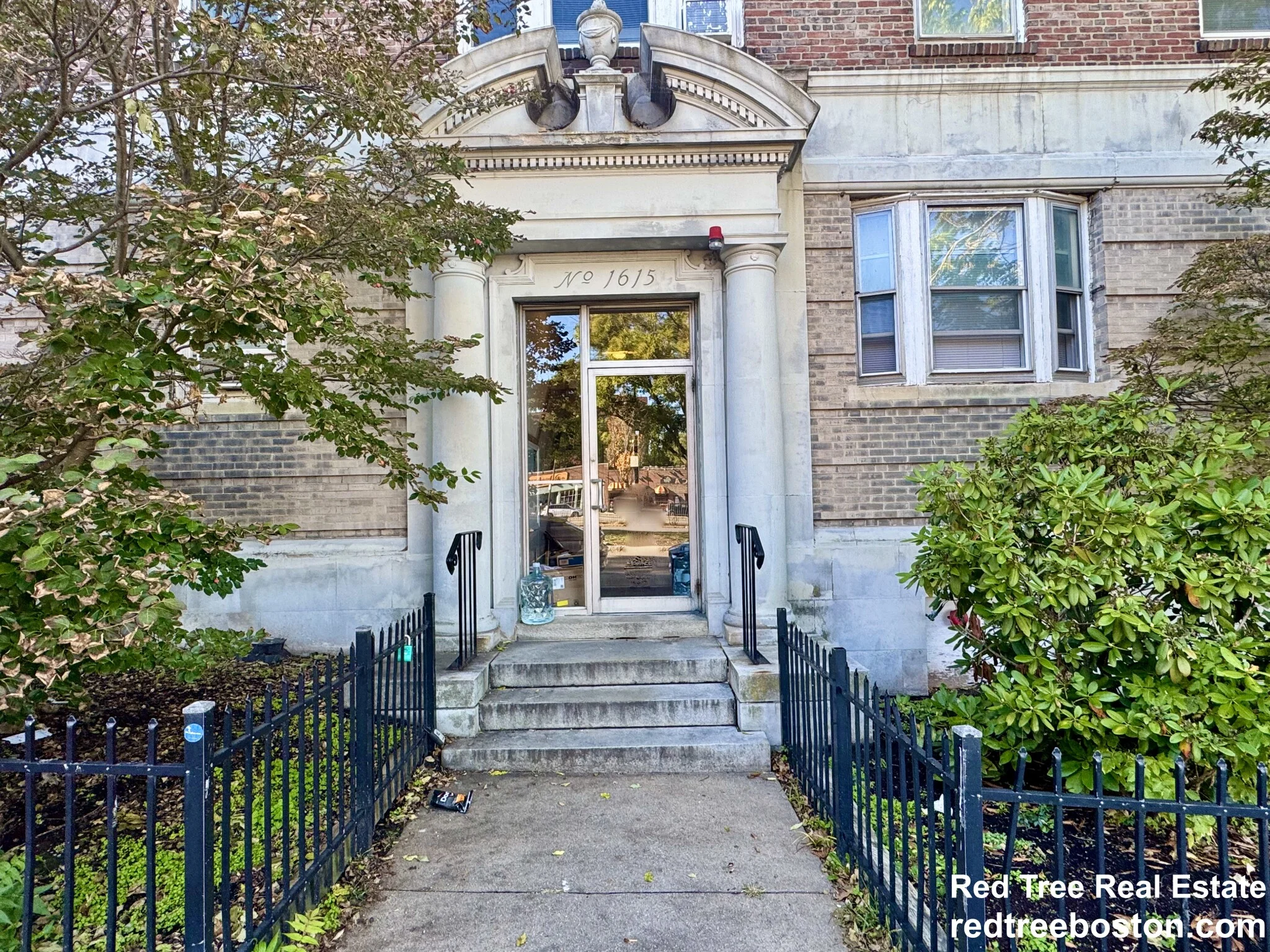 1615 Commonwealth Ave, Brighton