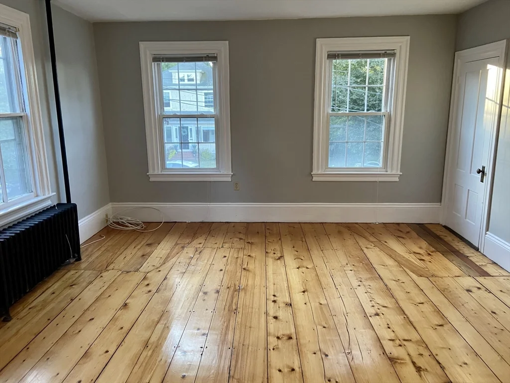 10 Cushman St, Downtown