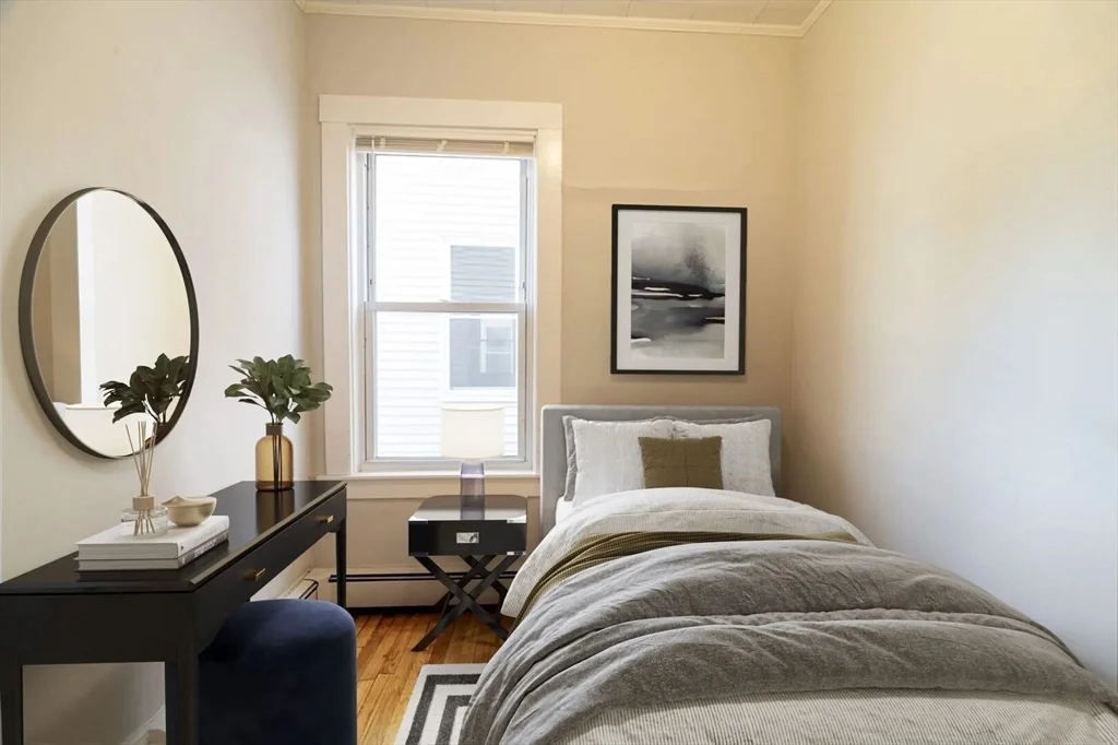 4 Sherman St, Harvard Square