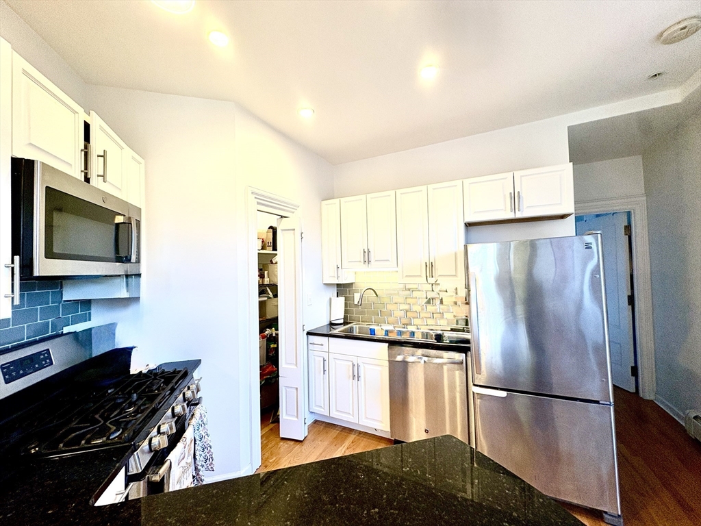 31 Massachusetts Ave, Back Bay