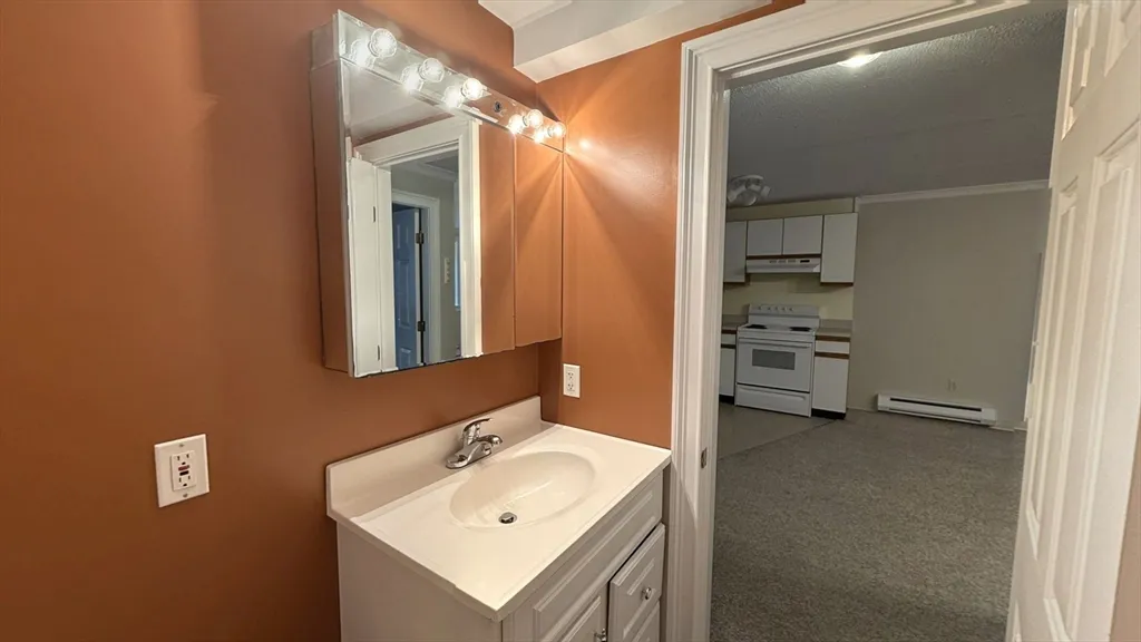 1691 Cambridge St, Mid-Cambridge