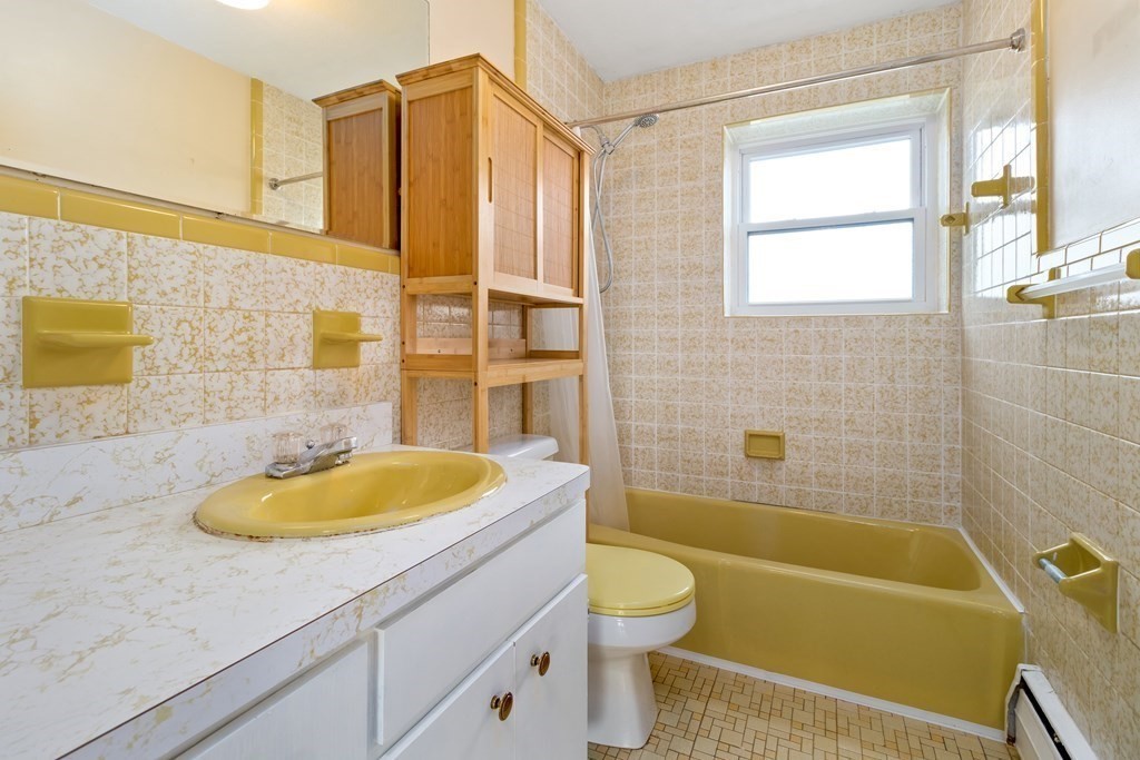 59 St Paul St, Brookline