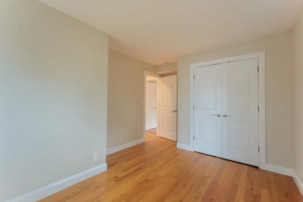 24 Charles St, Westborough