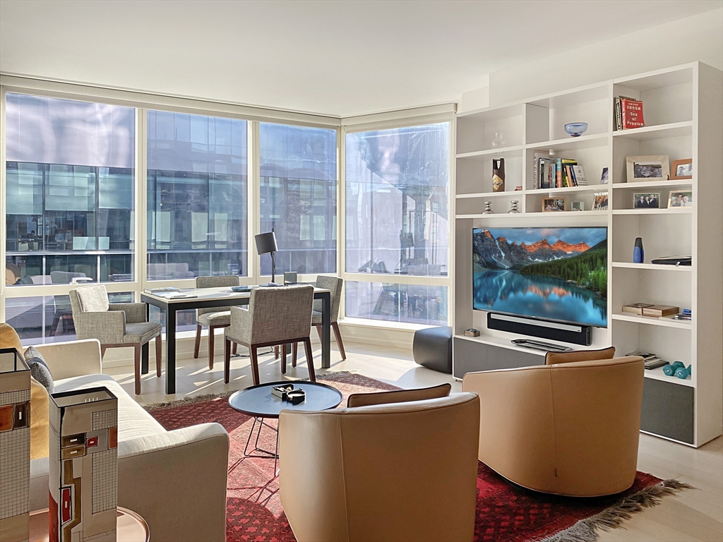 1 Franklin St, Midtown