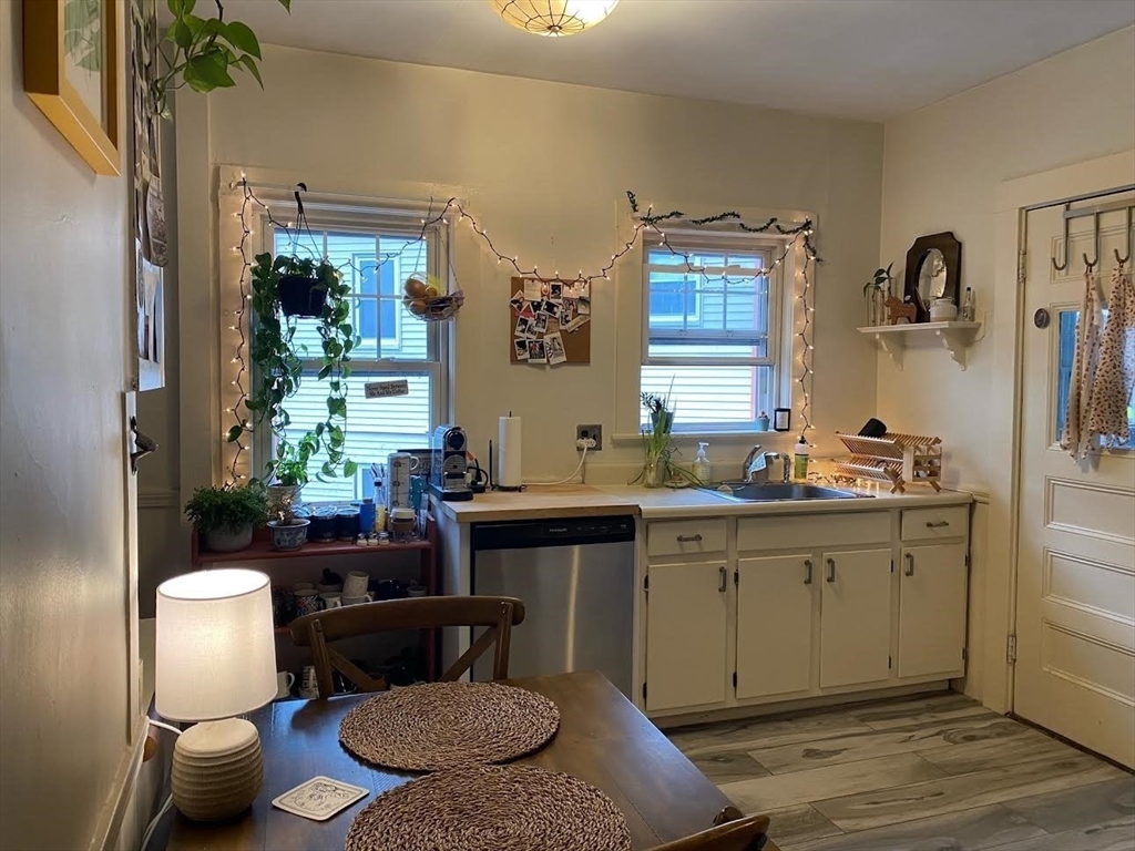 17 Ames St, Somerville