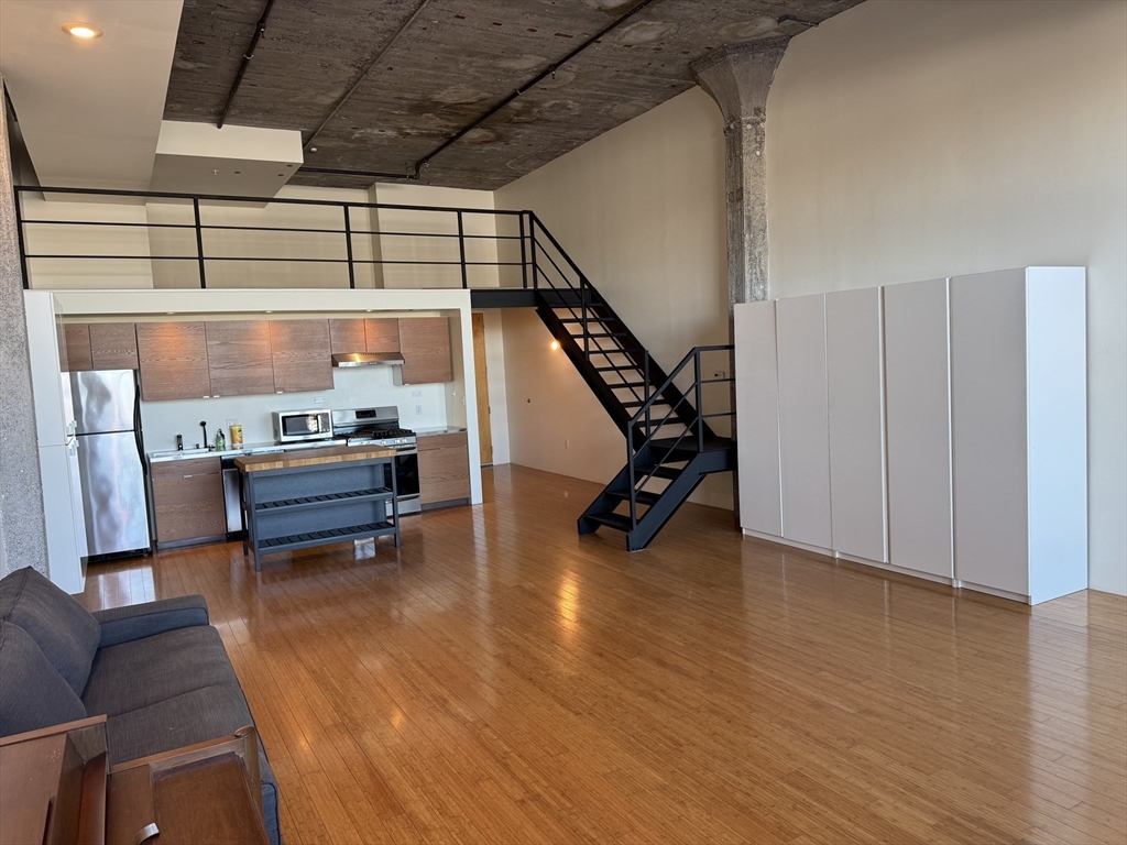 156 Porter, East Boston