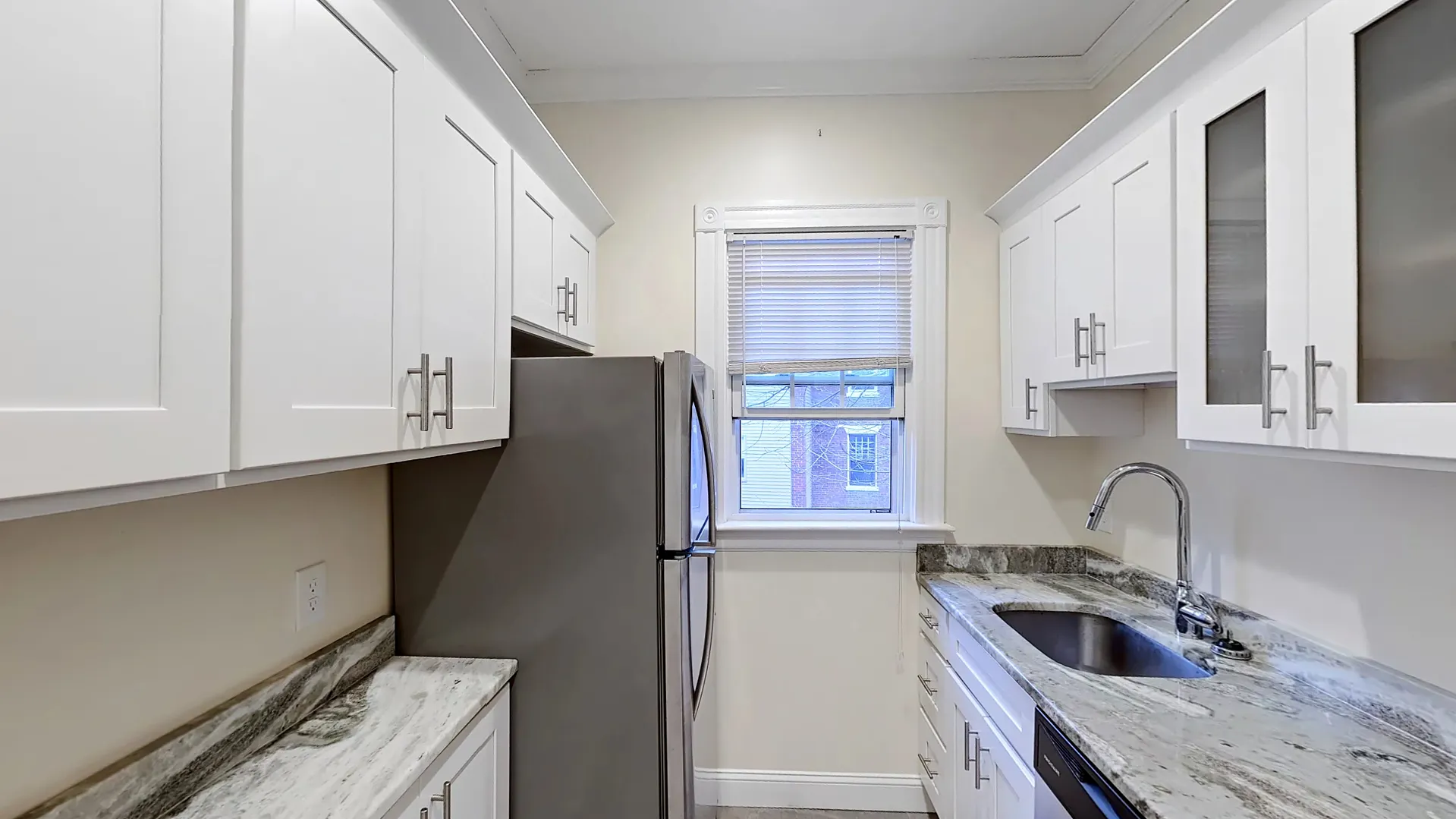 15 Glenville Ave, Allston
