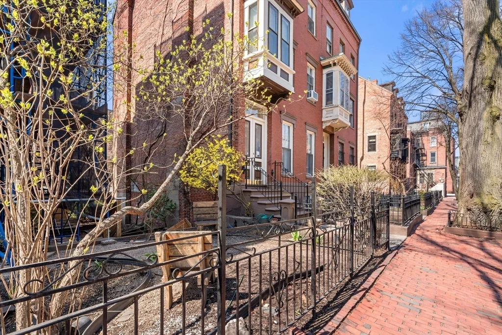 70 Rutland St, South End