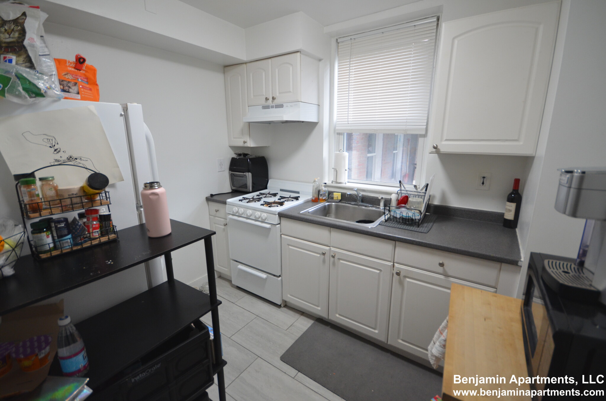 77 Brighton Ave, Allston