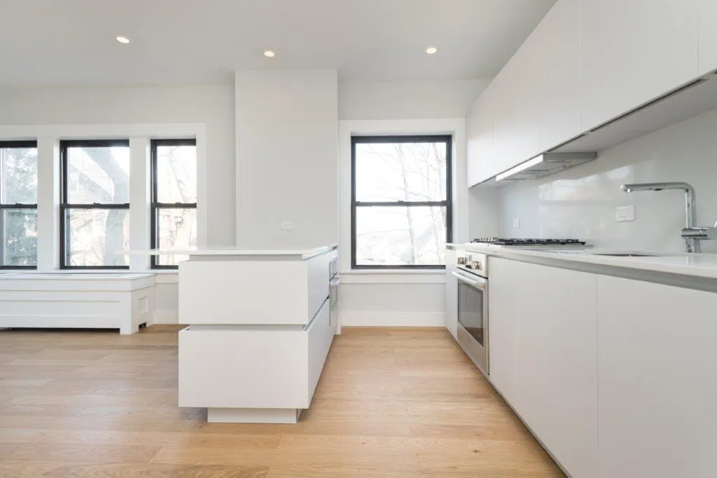 123 Highland Ave, Winter Hill