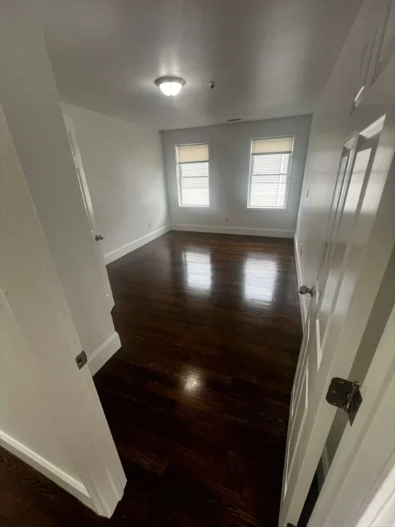 375 Crescent Ave, Chelsea