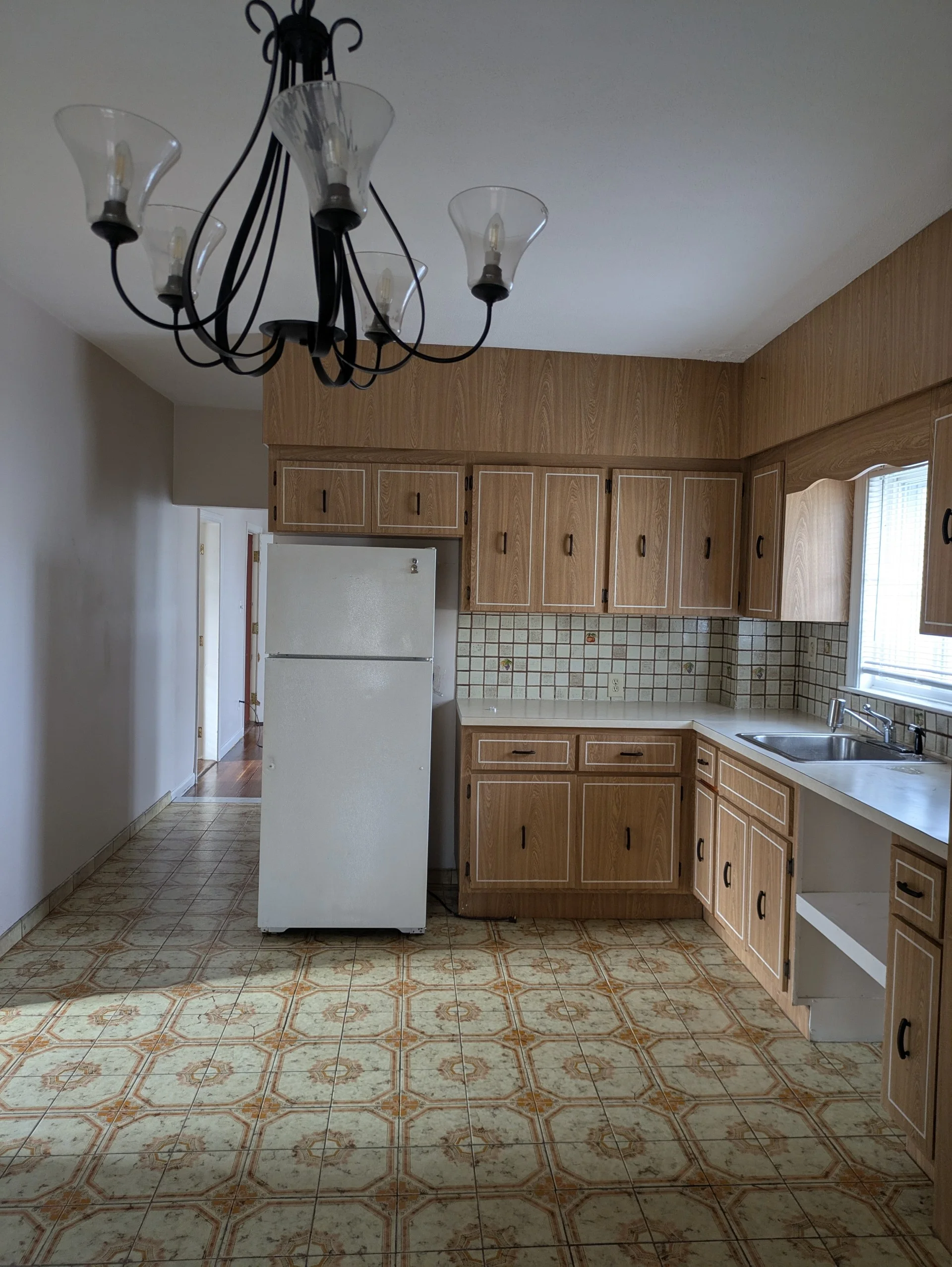 31 Chaucer St, East Boston