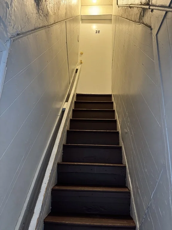 166 Winter St, Zip 01830