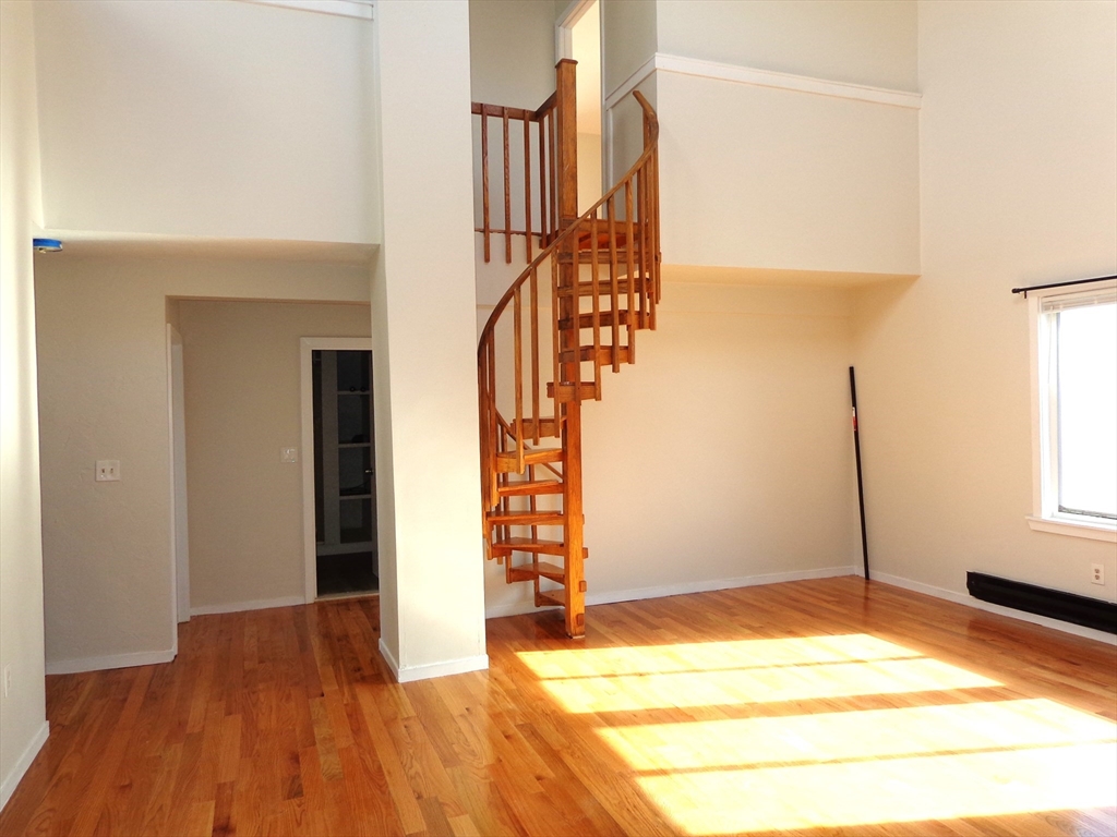 25 Acton St, Watertown