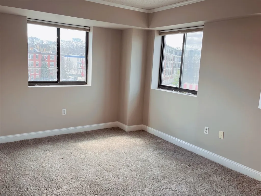 15 North Beacon St, Brighton