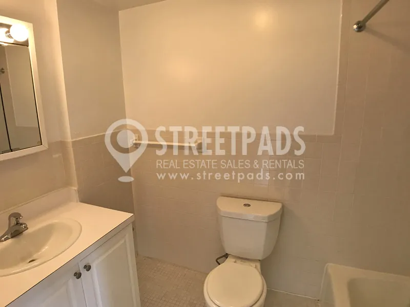 3 Langdon St, Neighborhood Nine