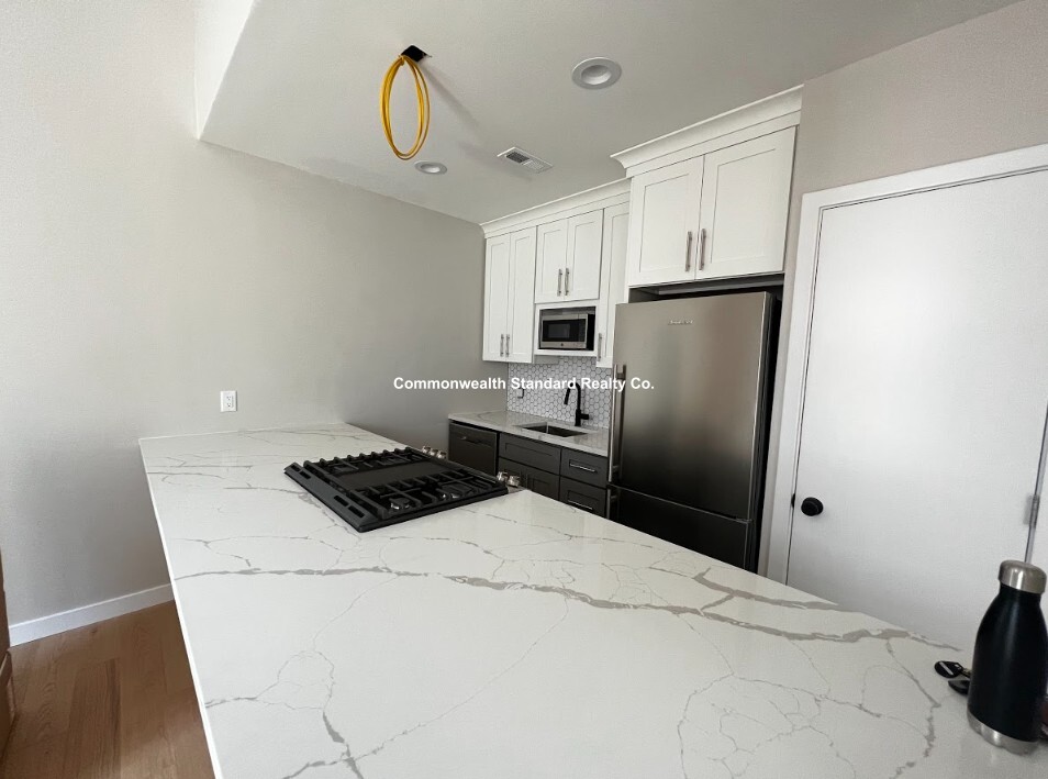 1661-1663 Washington St, South End