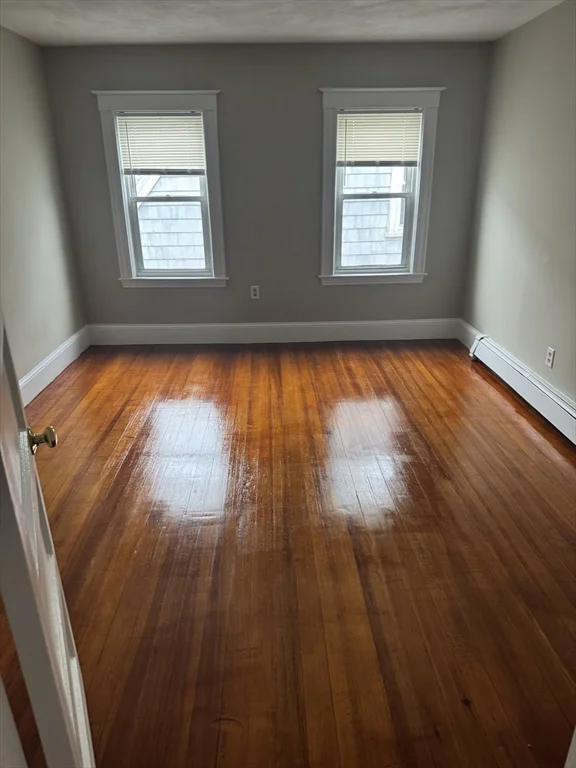 7 Lowden Ave, Ball Square