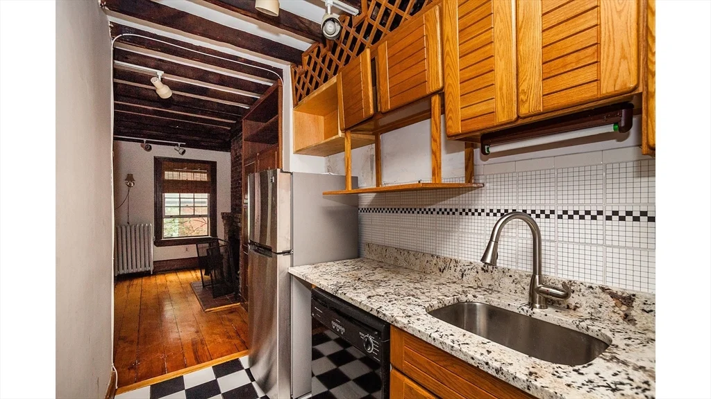 31 Myrtle St, Beacon Hill