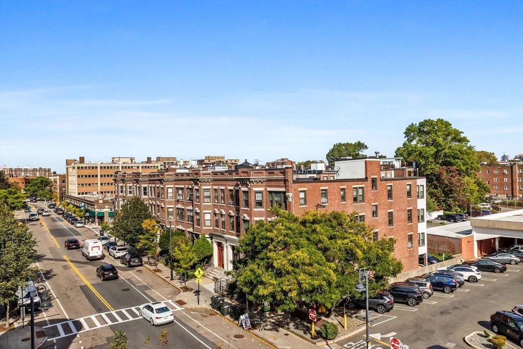 10 Vernon, Coolidge Corner