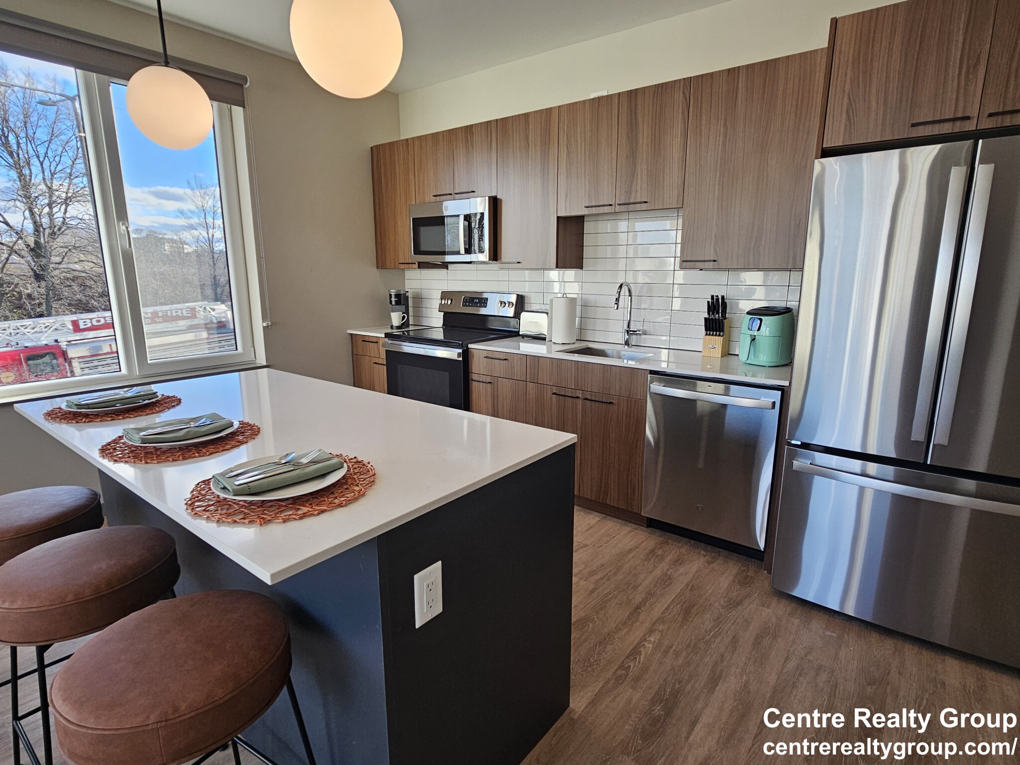 525 Lincoln St, Allston