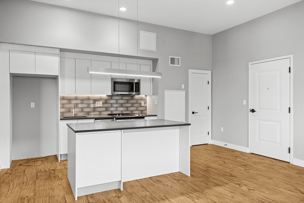 524 Main St, Melrose