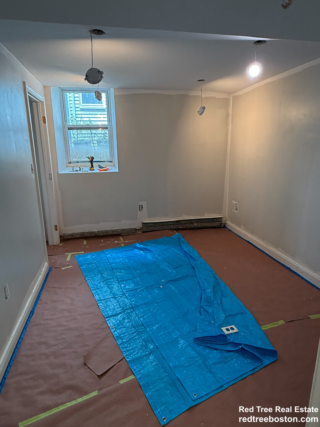 18 Quint Ave, Allston