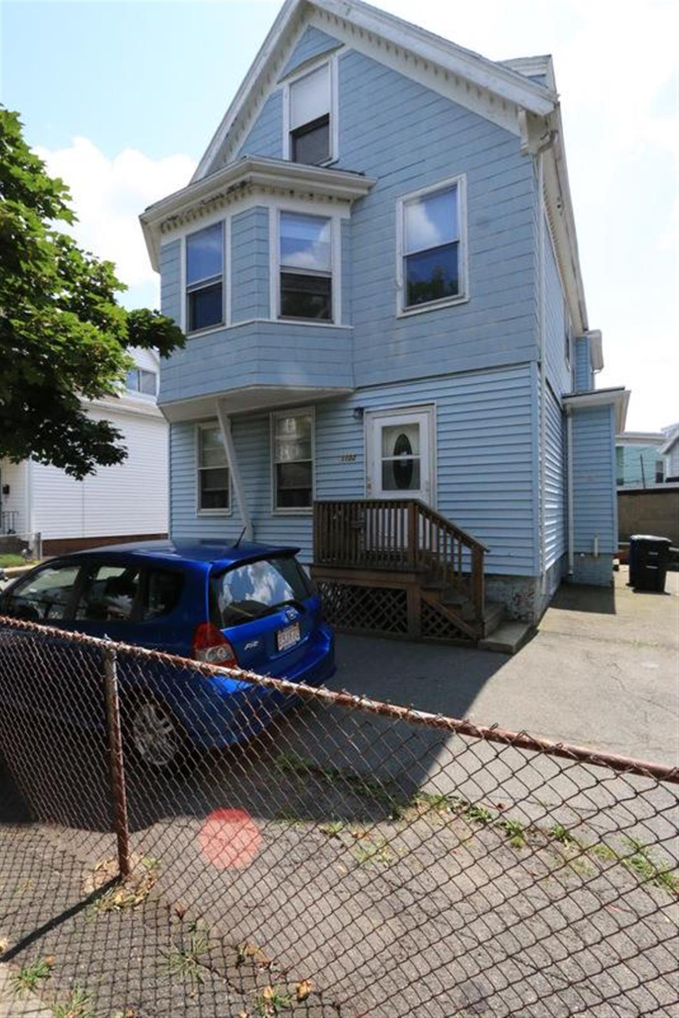 1102 Broadway, Teele Square