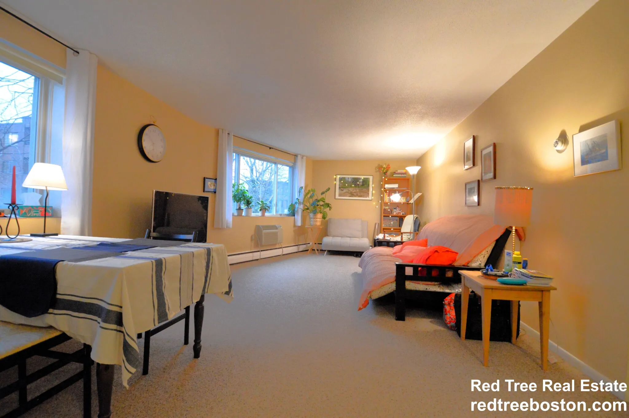 50 Green St, North Brookline