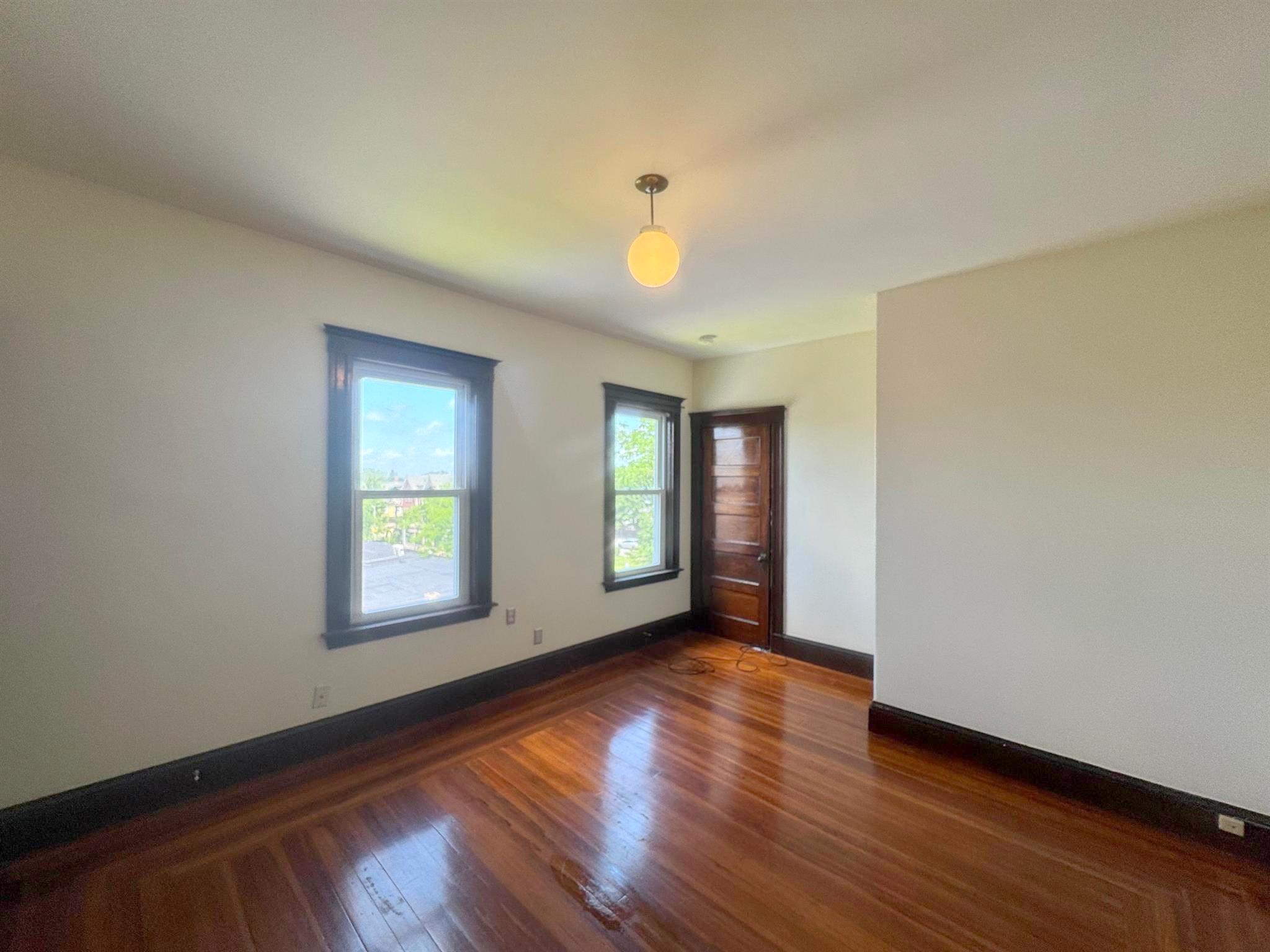 298A Highland Ave, Powder House Square