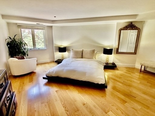 100 Fulton St, Waterfront