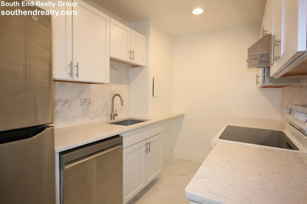 277 Beacon St, Back Bay