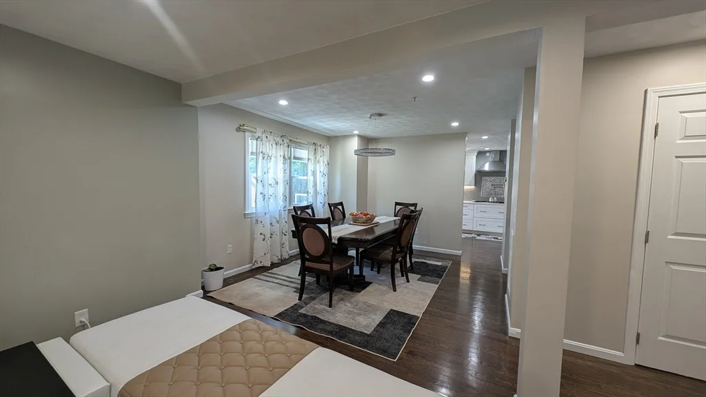 20 Winterberry Way, Bedford