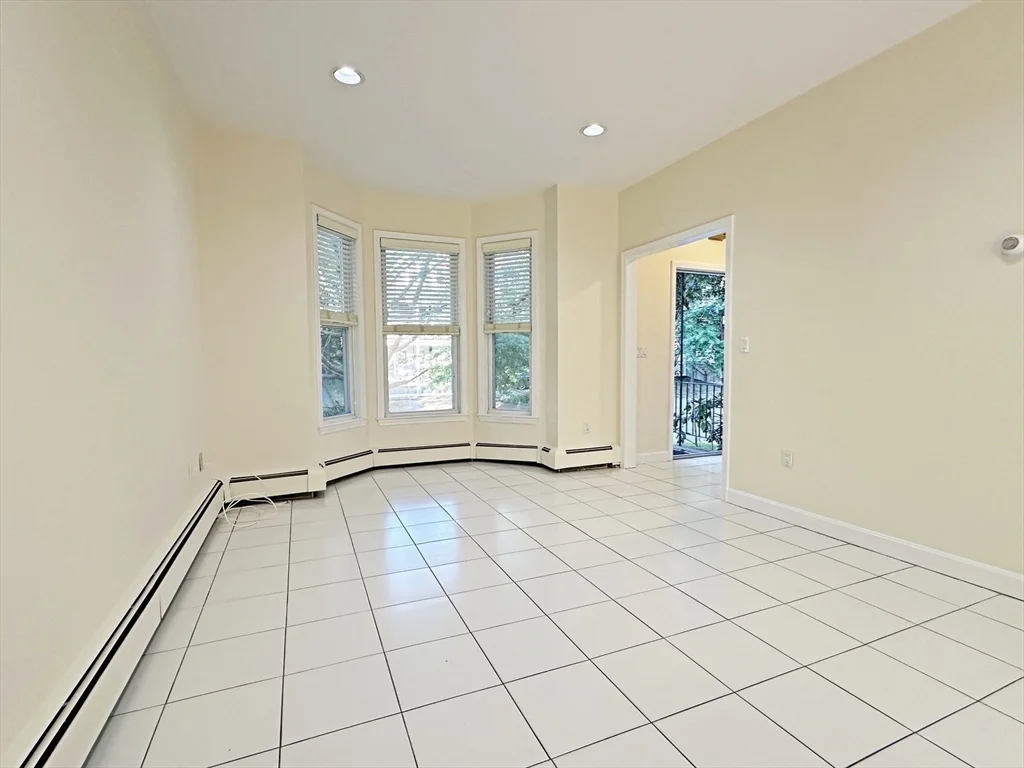 47 Eddy St, West Newton