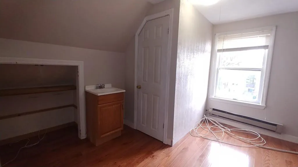 41 Trull St, Magoun Square