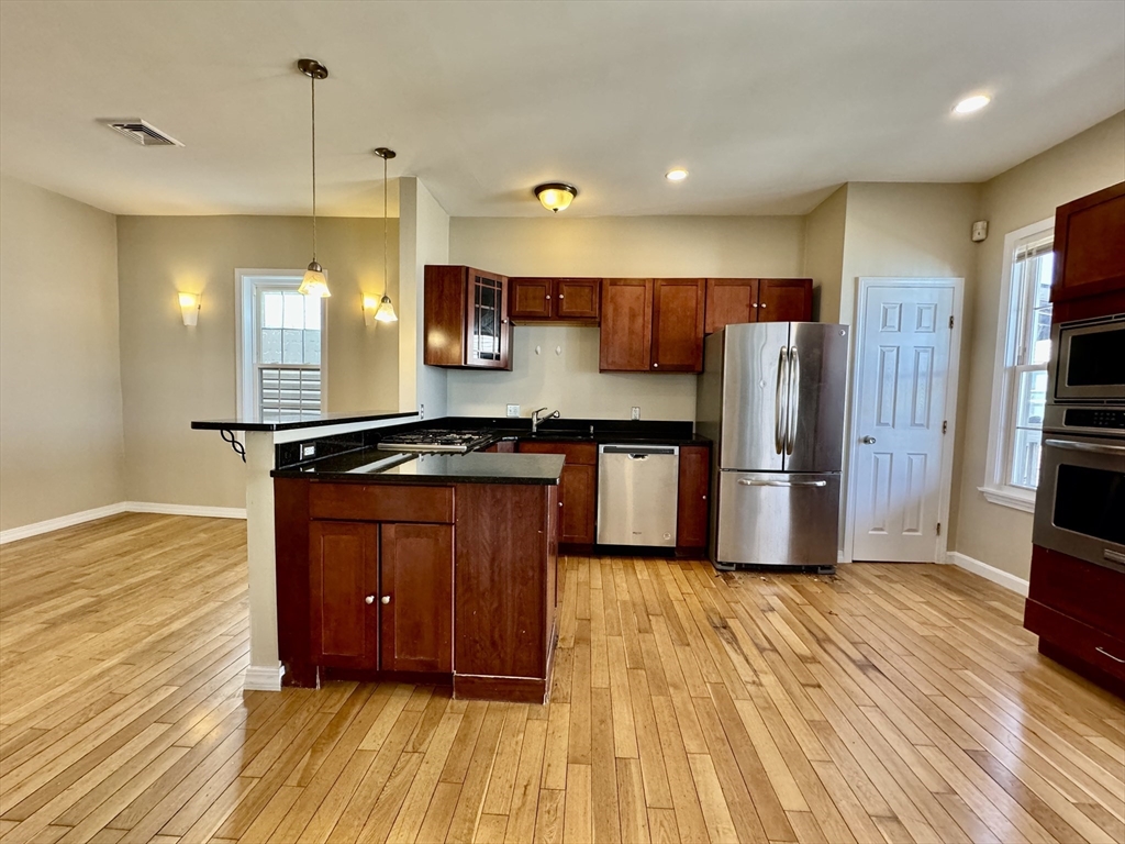 22 Elmore St, Roxbury