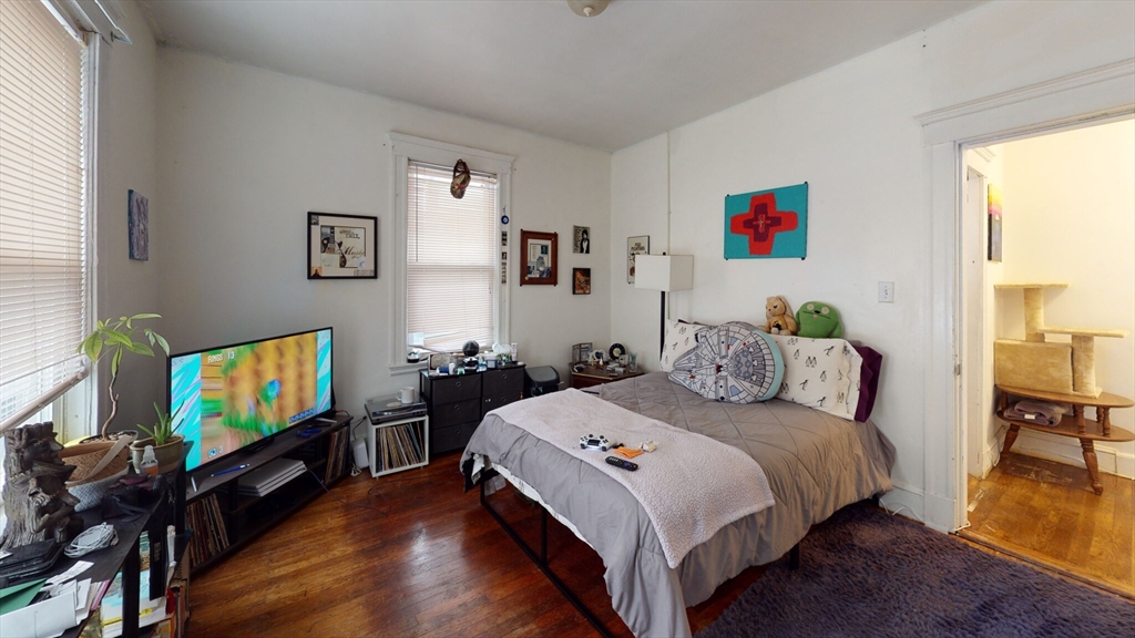 11 Ransom Rd, Boston