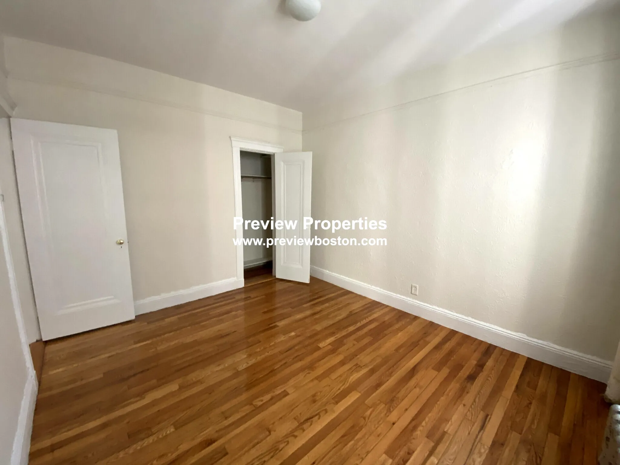 1687 Commonwealth Ave, Brighton