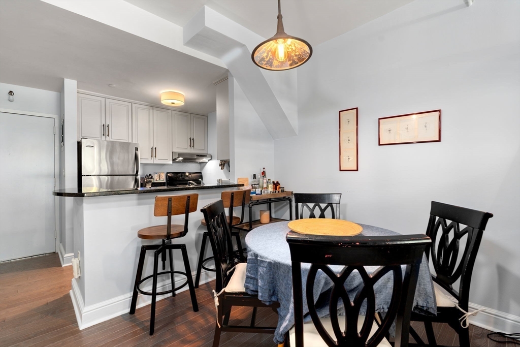 42 8th St, Charlestown