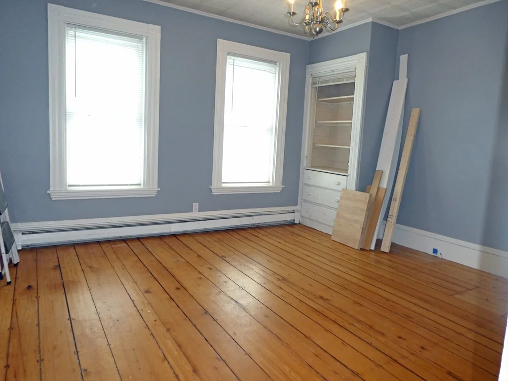 55 Everett St, Middleboro